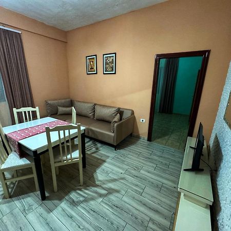 Hotel Dragoi Velipoje Bagian luar foto